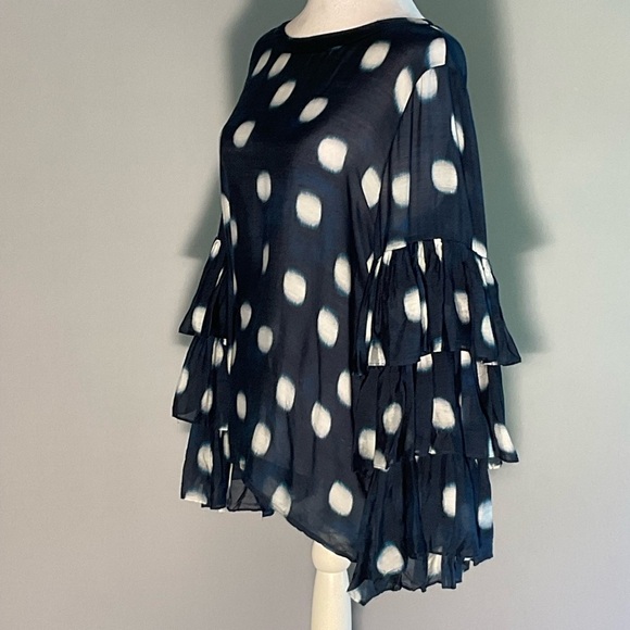 Chico's Size 2 Sheer Navy/Big White Polka Dots, Multi-Tiered Gathered Sleeves - Picture 13 of 16